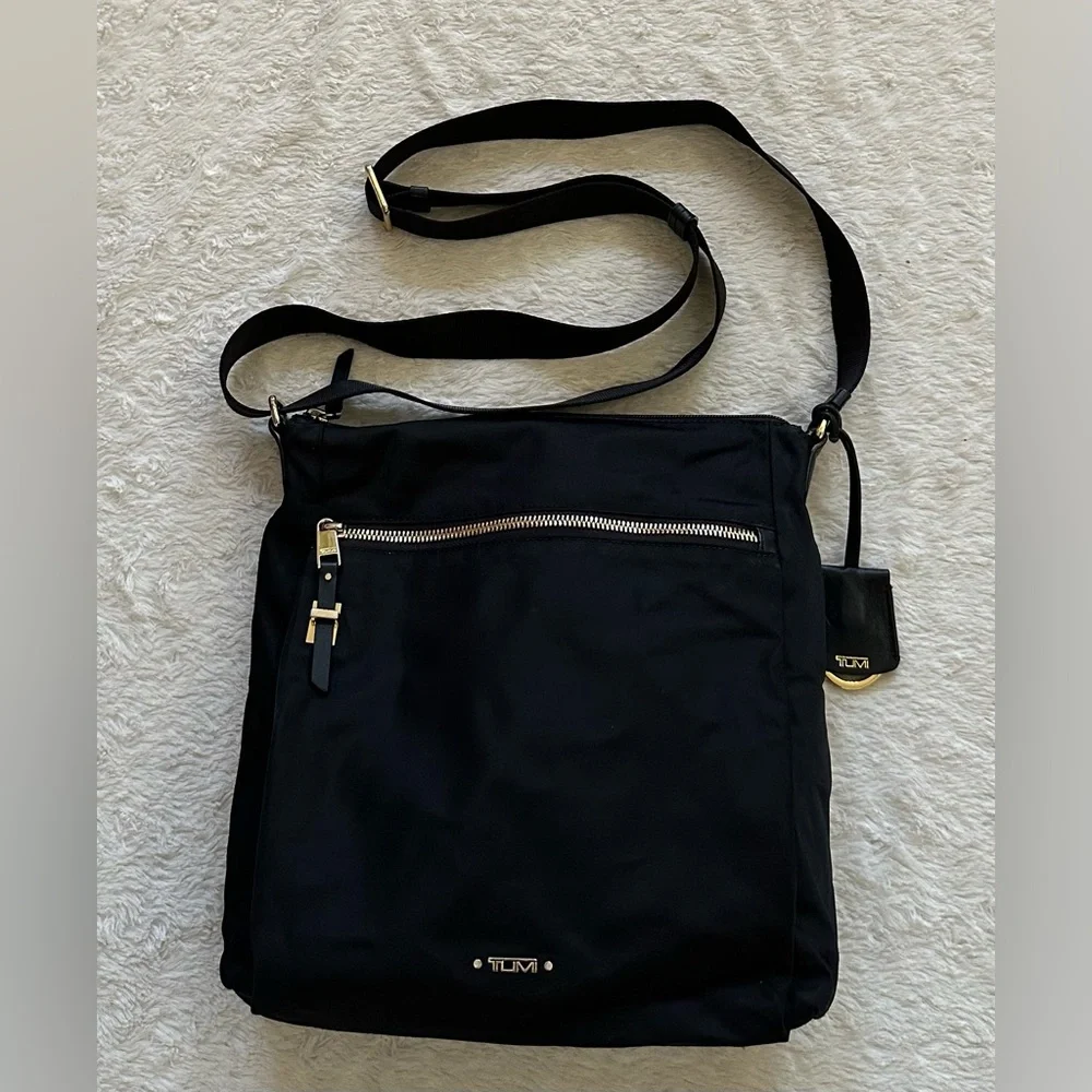 Tumi Voyageur Canton Crossbody bag - Picture 2 of 16
